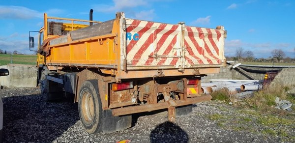 Camion en vente 11